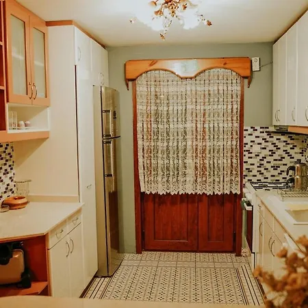Base Detached With Warm Pool And Fireplace Villa