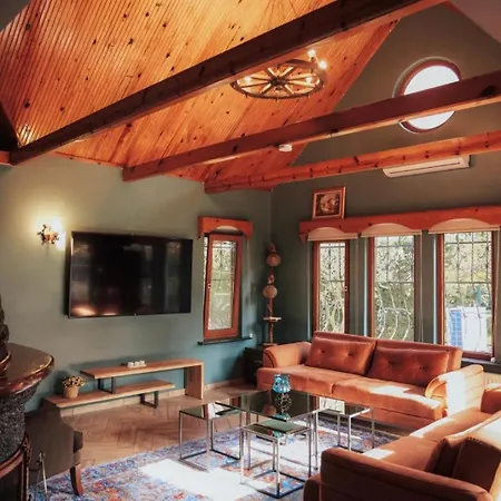 Base Detached With Warm Pool And Fireplace *